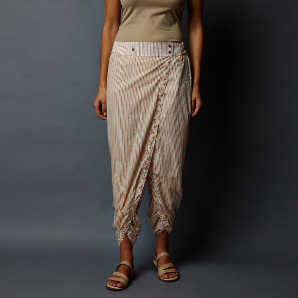 Buy Nazaakat by Samara Singh Off White Dupion Silk Solid Kurta And Cream Dhoti  Pant Set Online | Aza Fashions